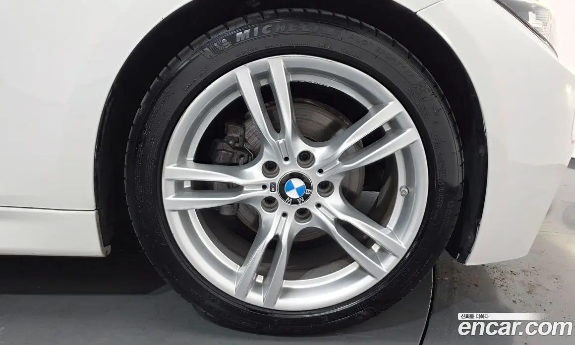 BMW 3 серия 2018 2.0 автомат (гидро), фото 7