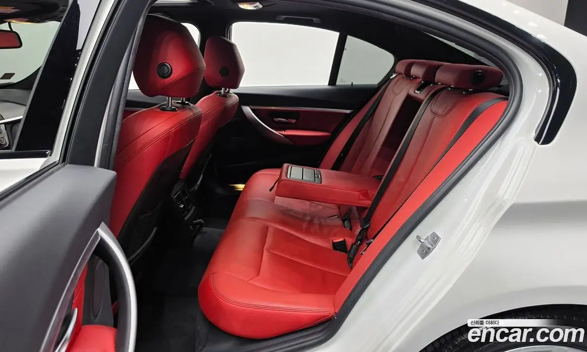 BMW 3 серия 2018 2.0 автомат (гидро), фото 16