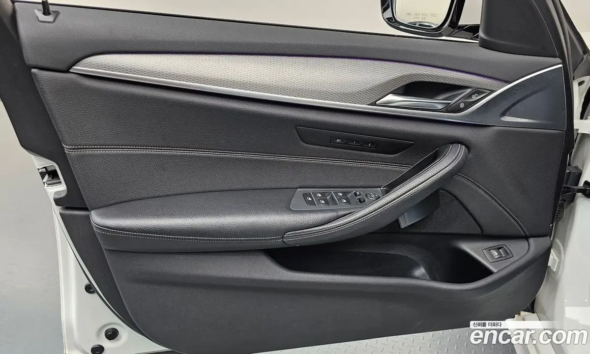 BMW 5 серия 2017 2.0 автомат (гидро), фото 14 BMW 5 серия 2017 2.0 автомат (гидро), фото 14