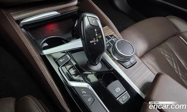 BMW 5 серия 2018 2.0 автомат (гидро), миниатюра 12