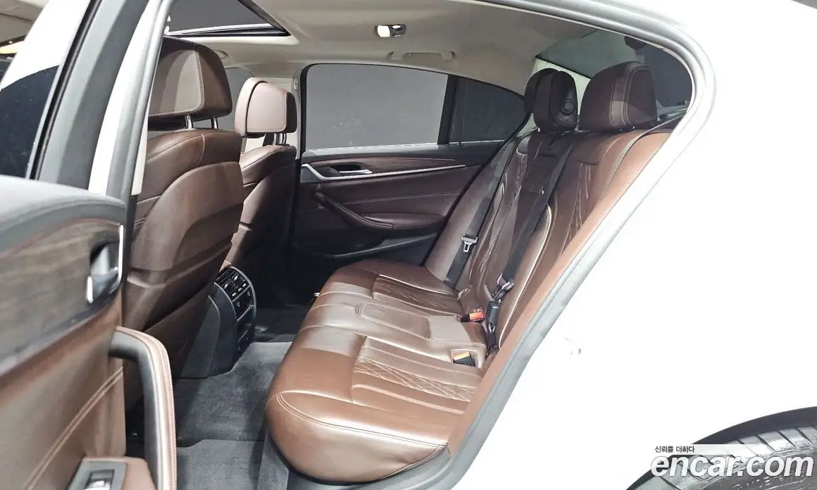 BMW 5 серия 2018 2.0 автомат (гидро), фото 15 BMW 5 серия 2018 2.0 автомат (гидро), фото 15