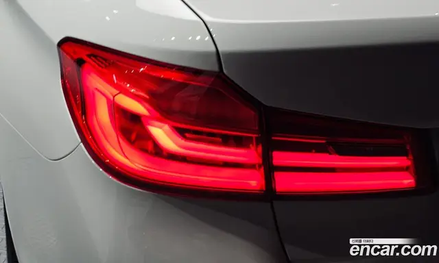 BMW 5 серия 2018 2.0 автомат (гидро), миниатюра 8 BMW 5 серия 2018 2.0 автомат (гидро), миниатюра 8