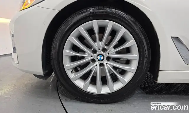 BMW 5 серия 2021 2.0 автомат (гидро), миниатюра 5 BMW 5 серия 2021 2.0 автомат (гидро), миниатюра 5