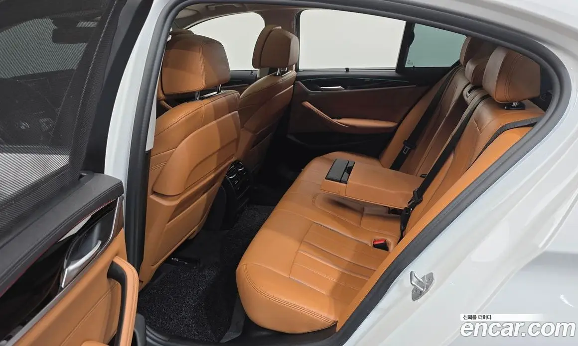 BMW 5 серия 2022 2.0 автомат (гидро), фото 18