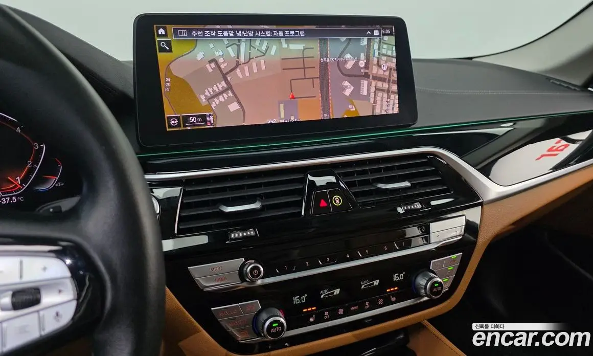 BMW 5 серия 2022 2.0 автомат (гидро), фото 19