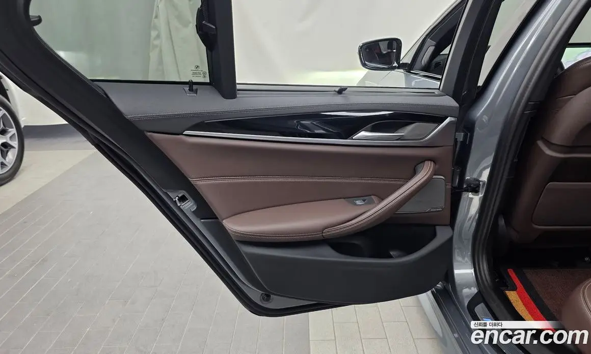 BMW 5 серия 2023 2.0 автомат (гидро), фото 15 BMW 5 серия 2023 2.0 автомат (гидро), фото 15