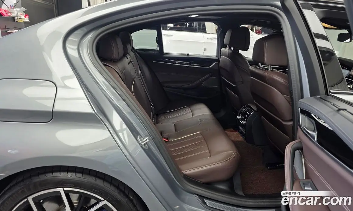BMW 5 серия 2023 2.0 автомат (гидро), фото 18 BMW 5 серия 2023 2.0 автомат (гидро), фото 18