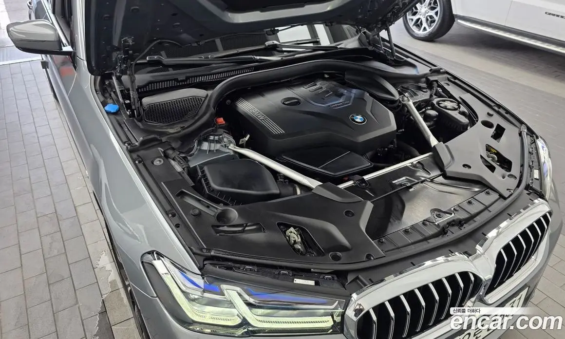 BMW 5 серия 2023 2.0 автомат (гидро), фото 6 BMW 5 серия 2023 2.0 автомат (гидро), фото 6