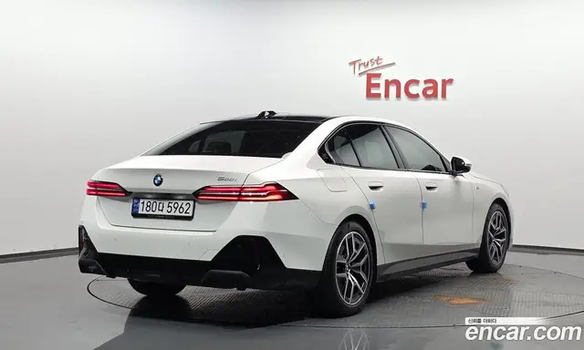 BMW 5 серия, 2024, 11 039 км