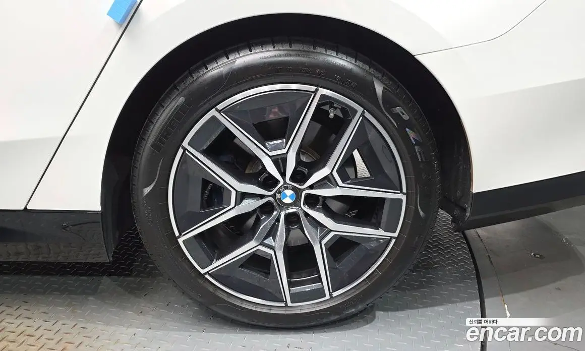 BMW 5 серия 2024 2.0 автомат (гидро), фото 6