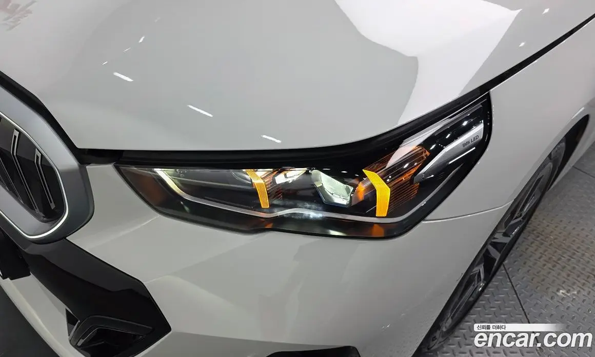 BMW 5 серия 2024 2.0 автомат (гидро), фото 7