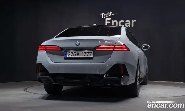 BMW 5 серия 2025 2.0 автомат (гидро), миниатюра 4 BMW 5 серия 2025 2.0 автомат (гидро), миниатюра 4