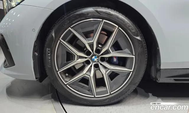 BMW 5 серия 2025 2.0 автомат (гидро), миниатюра 5 BMW 5 серия 2025 2.0 автомат (гидро), миниатюра 5