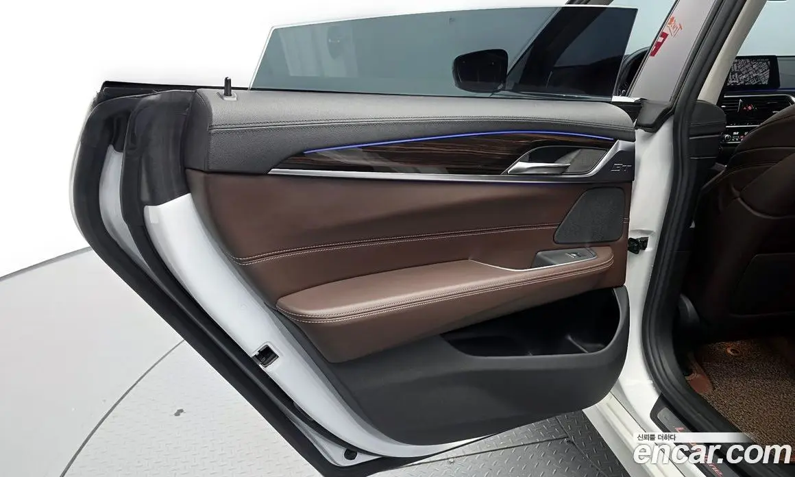 BMW 6 серия 2019 2.0 автомат (гидро), фото 15 BMW 6 серия 2019 2.0 автомат (гидро), фото 15