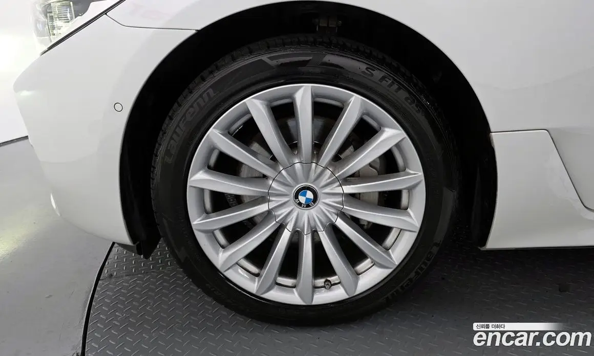 BMW 6 серия 2019 2.0 автомат (гидро), фото 7 BMW 6 серия 2019 2.0 автомат (гидро), фото 7