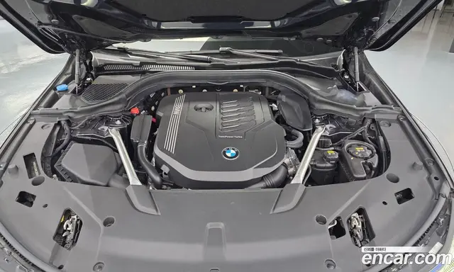 BMW 6 серия 2022 3.0 автомат (гидро), миниатюра 6 BMW 6 серия 2022 3.0 автомат (гидро), миниатюра 6
