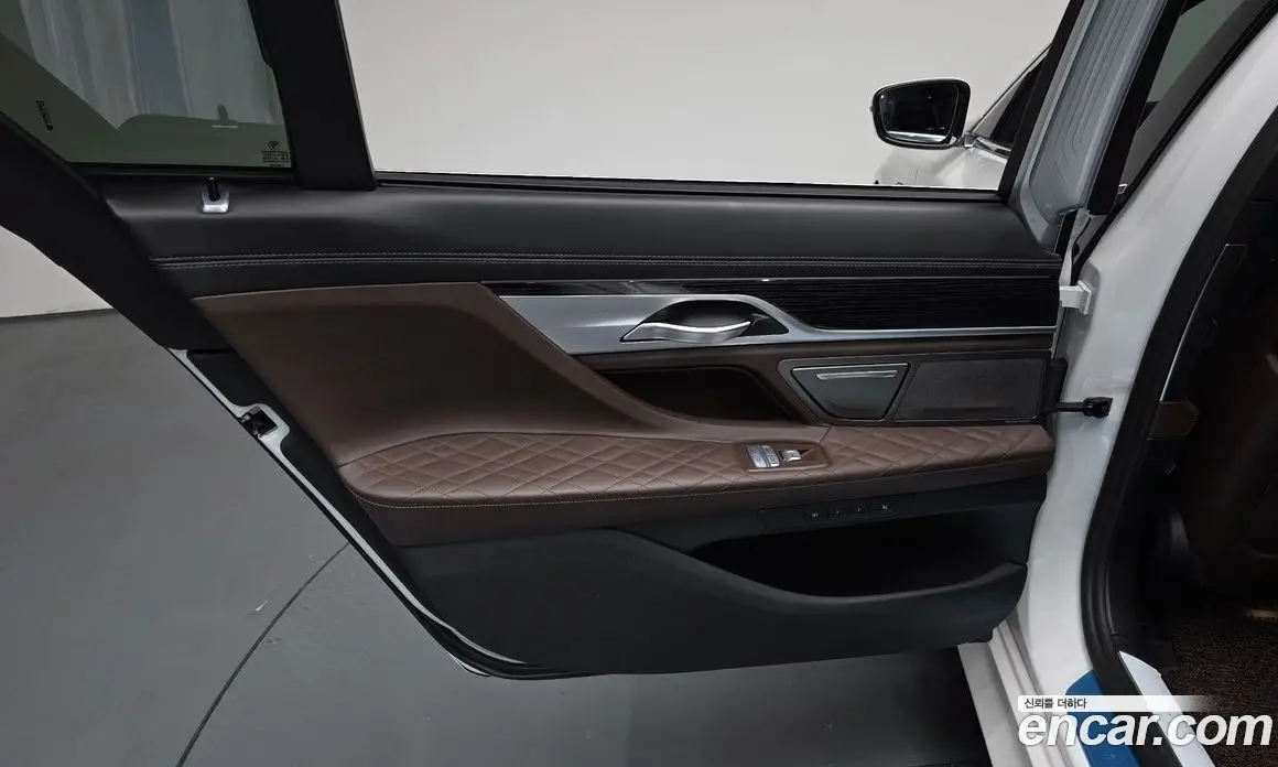 BMW 7 серия 2019 3.0 автомат (гидро), фото 15