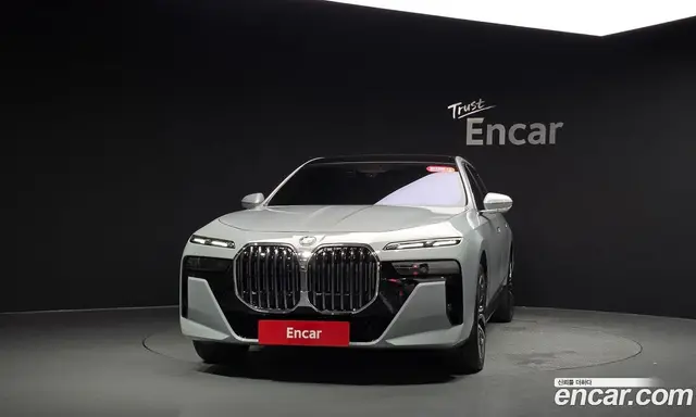 BMW 7 серия 2025 3.0 автомат (гидро), миниатюра 2