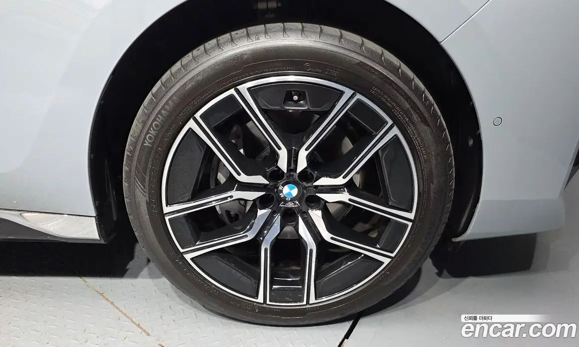 BMW 7 серия 2025 3.0 автомат (гидро), фото 6