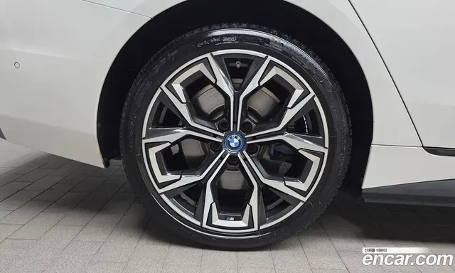 BMW i4 2023 0.2 автомат (гидро), миниатюра 4