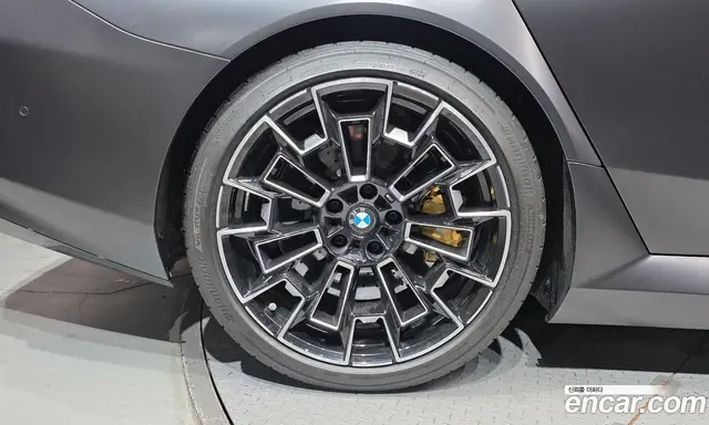 BMW M5 2025 4.4 автомат (гидро), миниатюра 5 BMW M5 2025 4.4 автомат (гидро), миниатюра 5