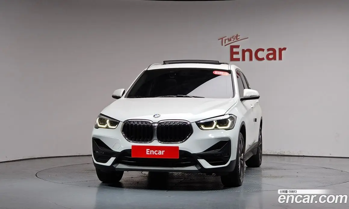 BMW X1 2019 2.0 автомат (гидро), фото 2 BMW X1 2019 2.0 автомат (гидро), фото 2