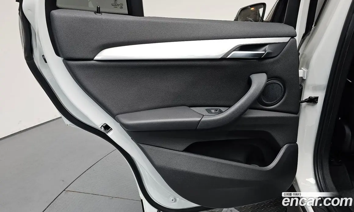 BMW X1 2019 2.0 автомат (гидро), фото 14 BMW X1 2019 2.0 автомат (гидро), фото 14