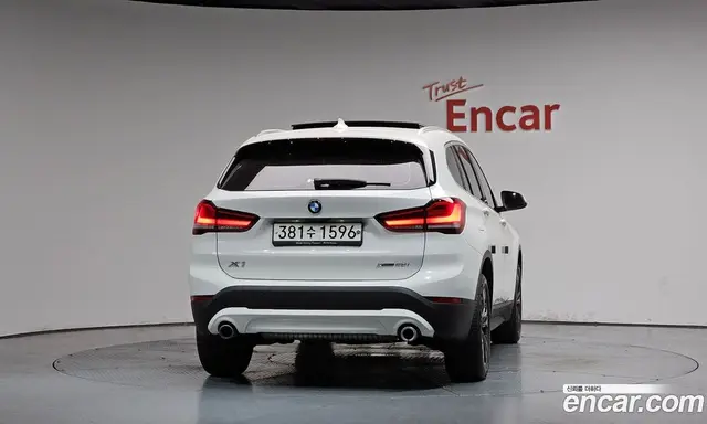 BMW X1 2019 2.0 автомат (гидро), миниатюра 3 BMW X1 2019 2.0 автомат (гидро), миниатюра 3