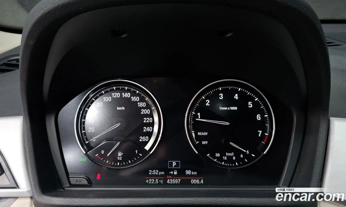 BMW X1 2020 2.0 автомат (гидро), фото 11