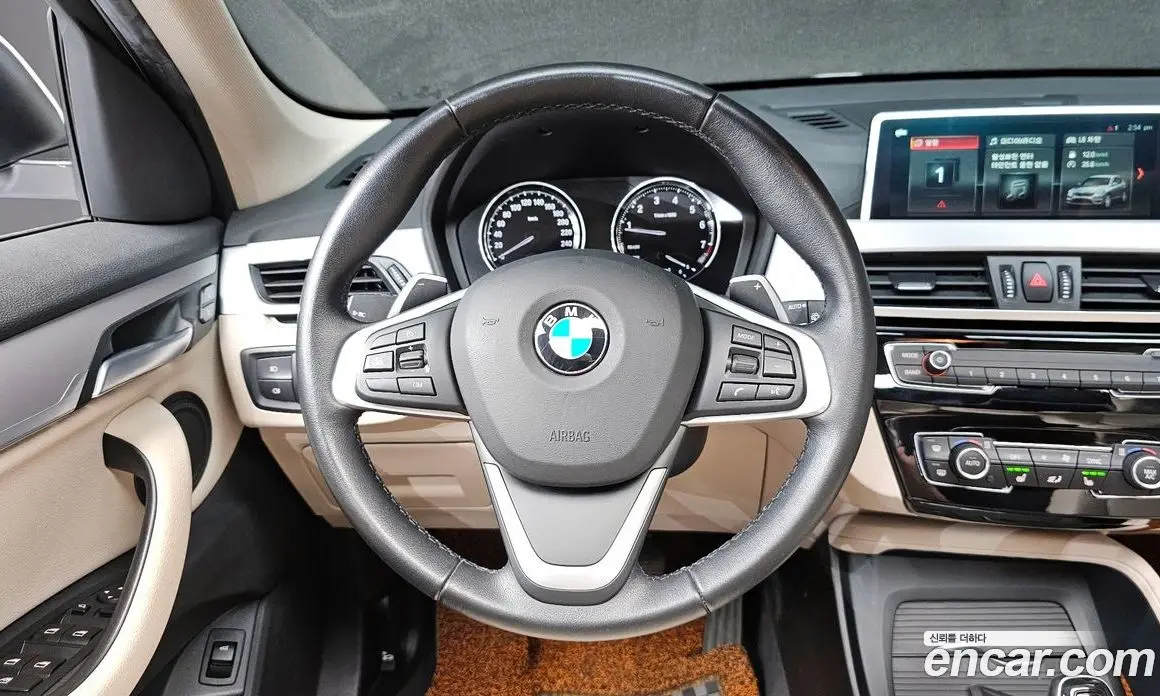 BMW X1 2020 2.0 автомат (гидро), фото 19