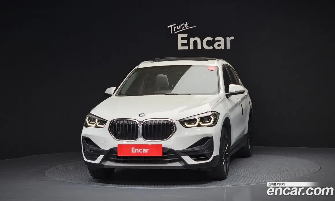 BMW X1 2020 2.0 автомат (гидро), фото 3