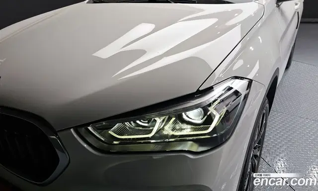 BMW X1 2020 2.0 автомат (гидро), миниатюра 8