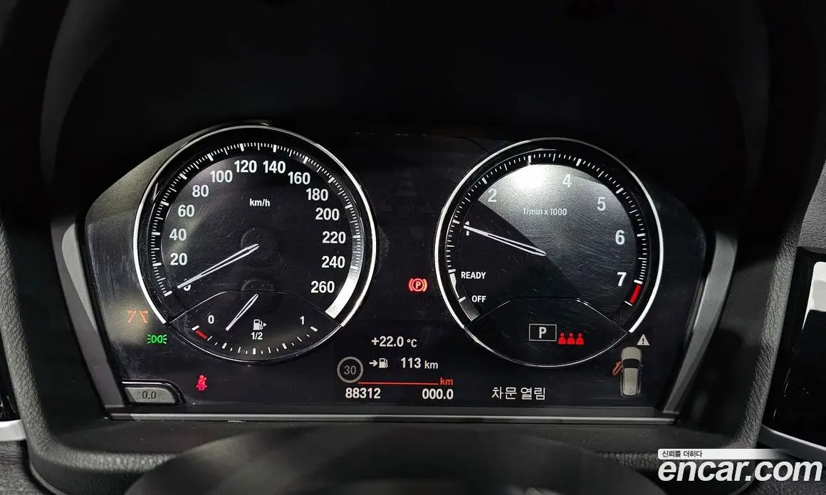 BMW X1 2022 2.0 автомат (гидро), фото 11