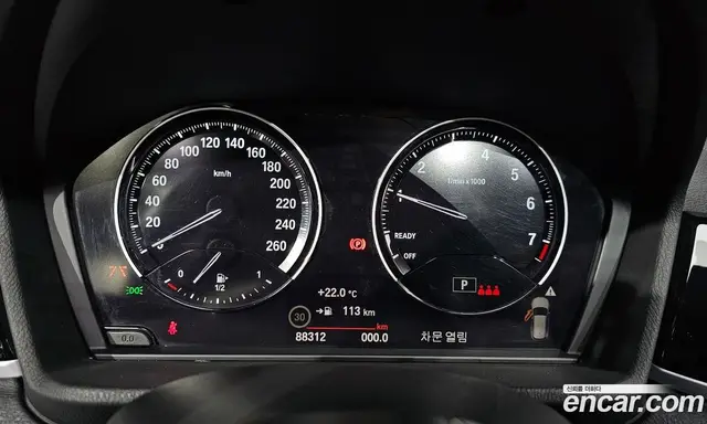 BMW X1 2022 2.0 автомат (гидро), миниатюра 11