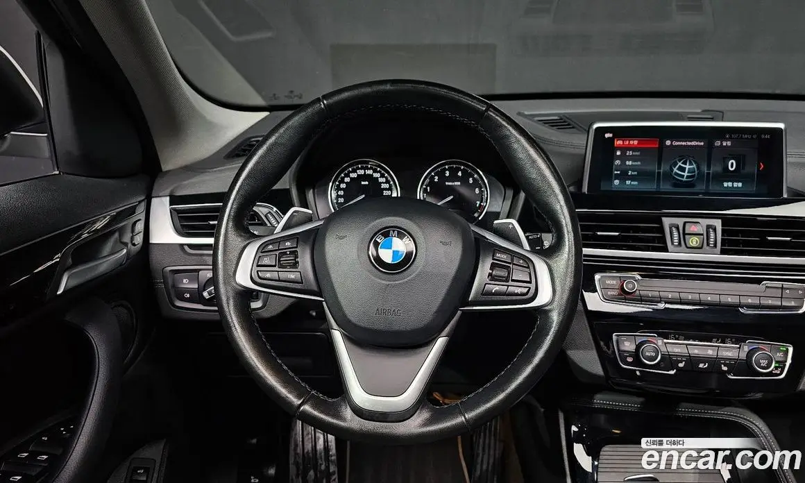 BMW X1 2022 2.0 автомат (гидро), фото 19