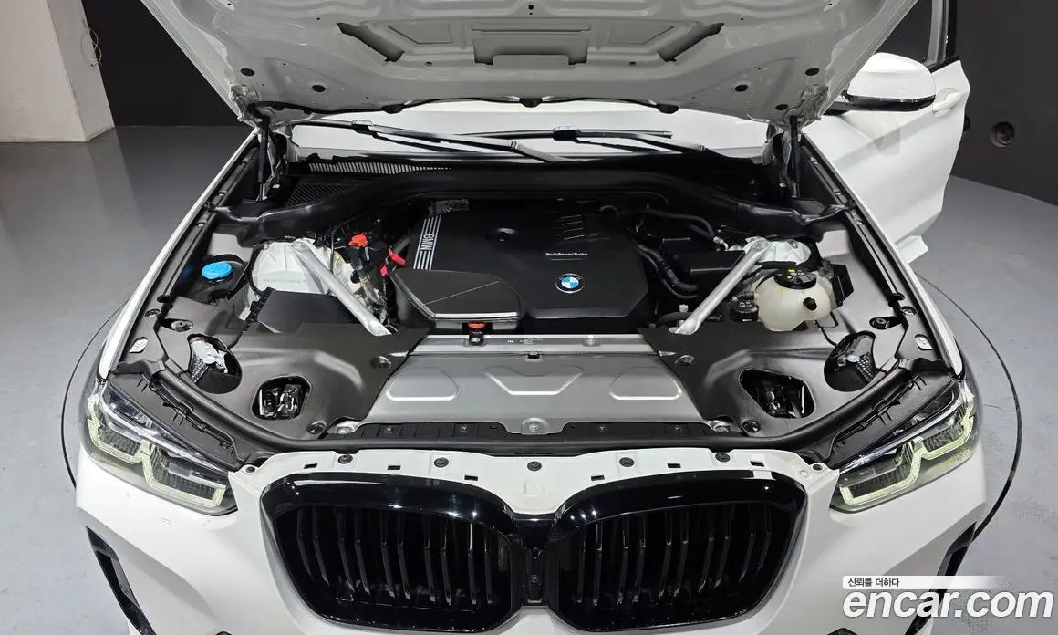 BMW X4 2024 2.0 автомат (гидро), фото 6