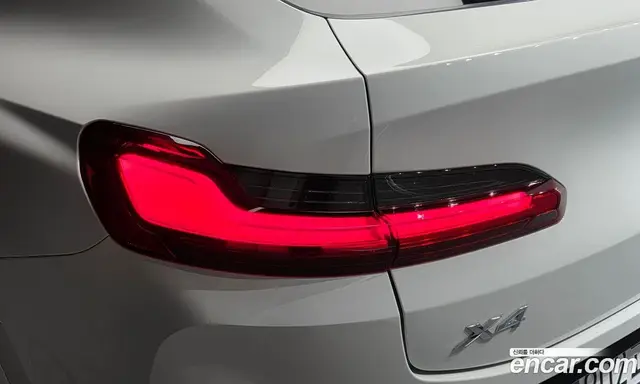 BMW X4 2024 2.0 автомат (гидро), миниатюра 9