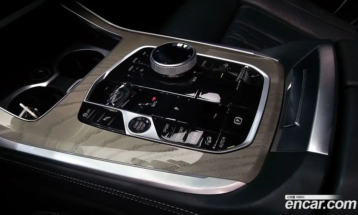 BMW X7 2023 3.0 автомат (гидро), фото 12