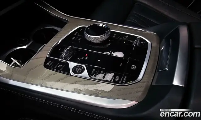 BMW X7 2023 3.0 автомат (гидро), миниатюра 12