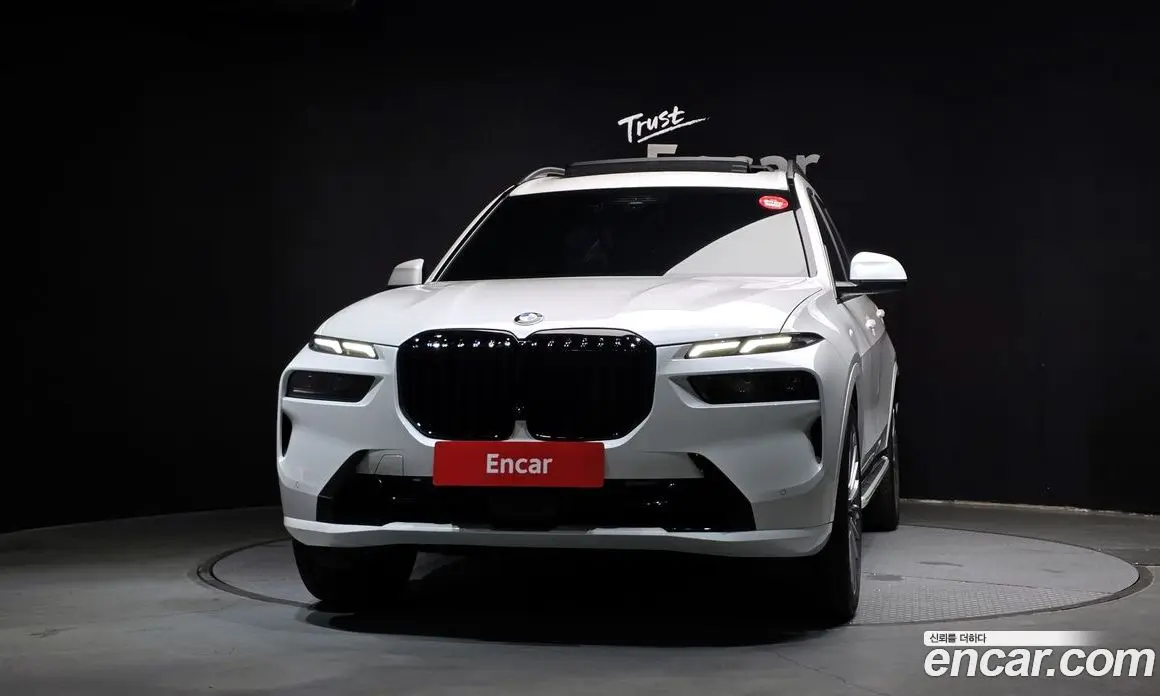 BMW X7 2023 3.0 автомат (гидро), фото 3
