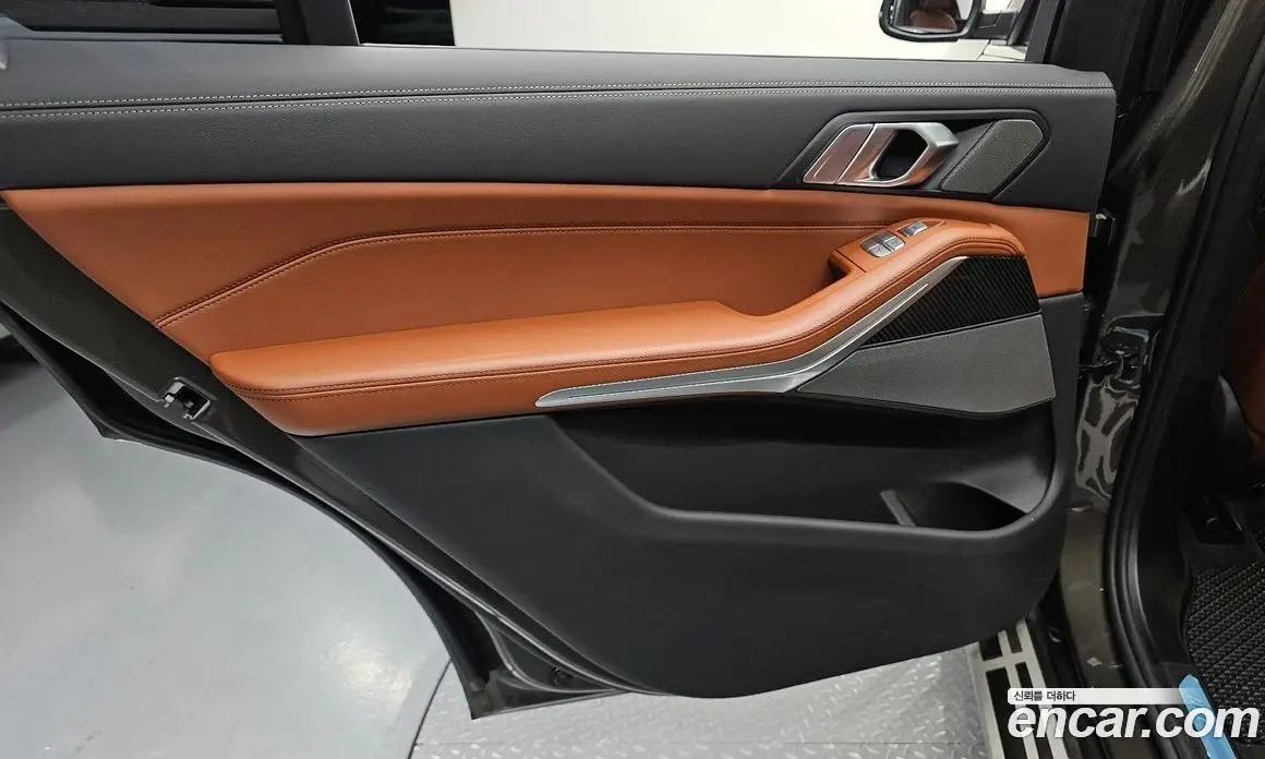 BMW X7 2025 3.0 автомат (гидро), фото 14