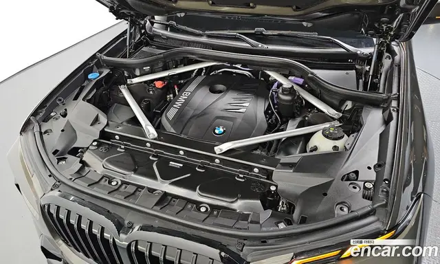 BMW X7 2025 3.0 автомат (гидро), миниатюра 5