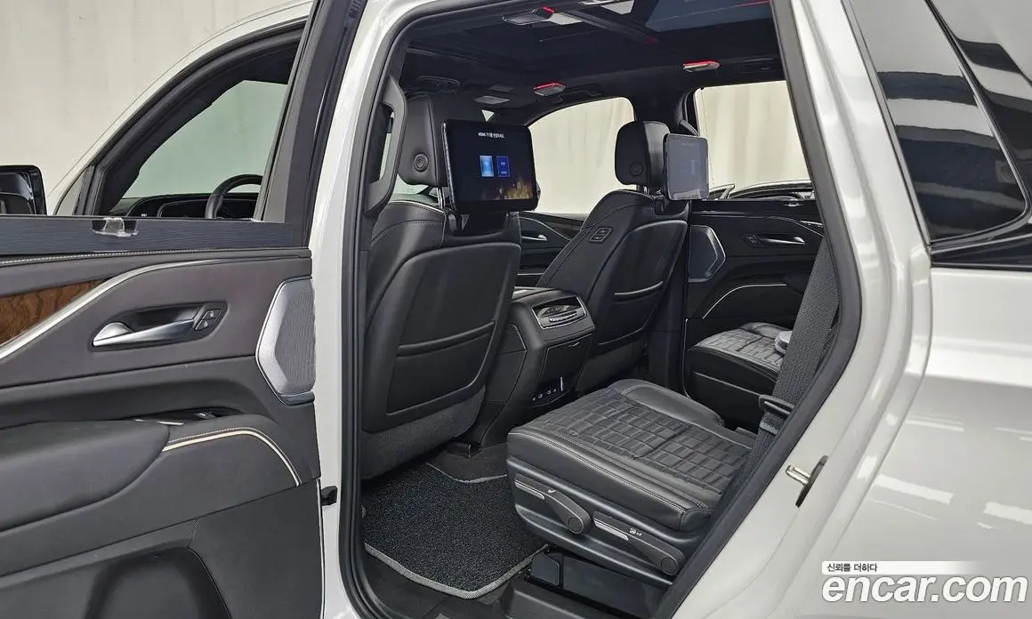 Cadillac Escalade 2023 6.2 автомат (гидро), фото 18
