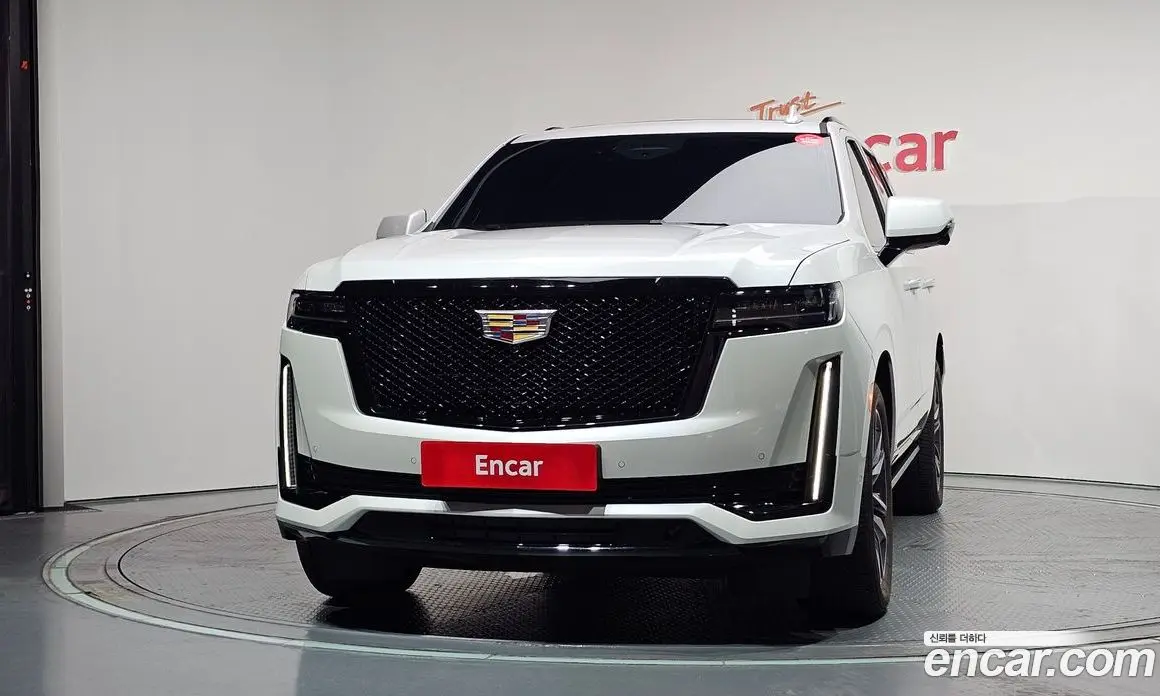 Cadillac Escalade 2023 6.2 автомат (гидро), фото 3