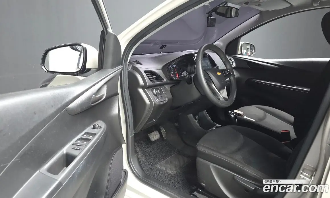 Chevrolet Spark 2015 1.0 автомат (гидро), фото 13