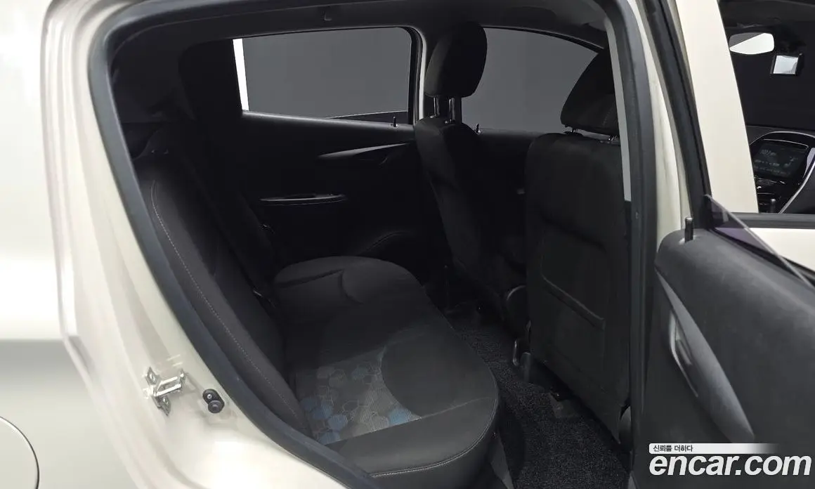 Chevrolet Spark 2015 1.0 автомат (гидро), фото 17