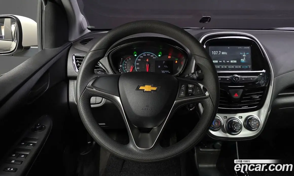Chevrolet Spark 2015 1.0 автомат (гидро), фото 20