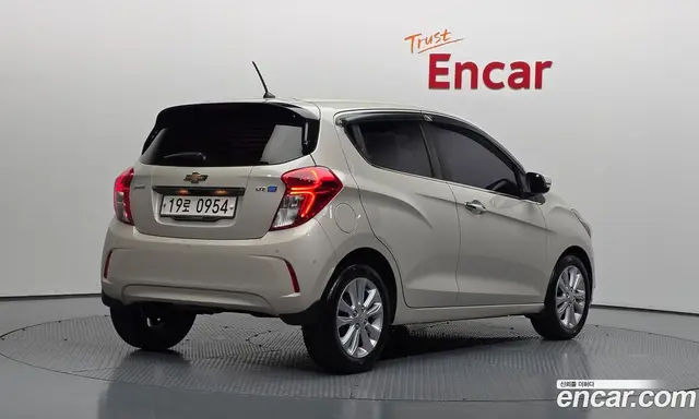 Chevrolet Spark 2016 1.0 автомат (гидро), миниатюра 2