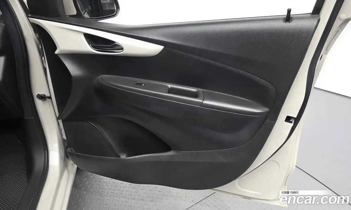 Chevrolet Spark 2016 1.0 автомат (гидро), фото 14