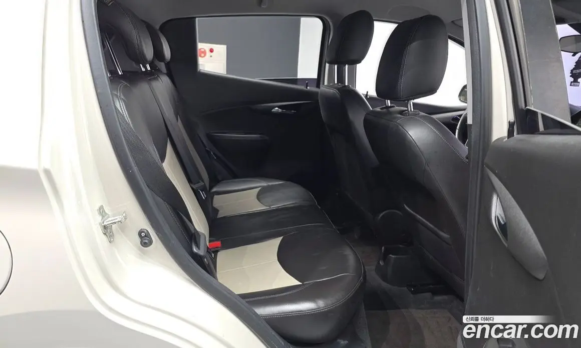 Chevrolet Spark 2016 1.0 автомат (гидро), фото 18